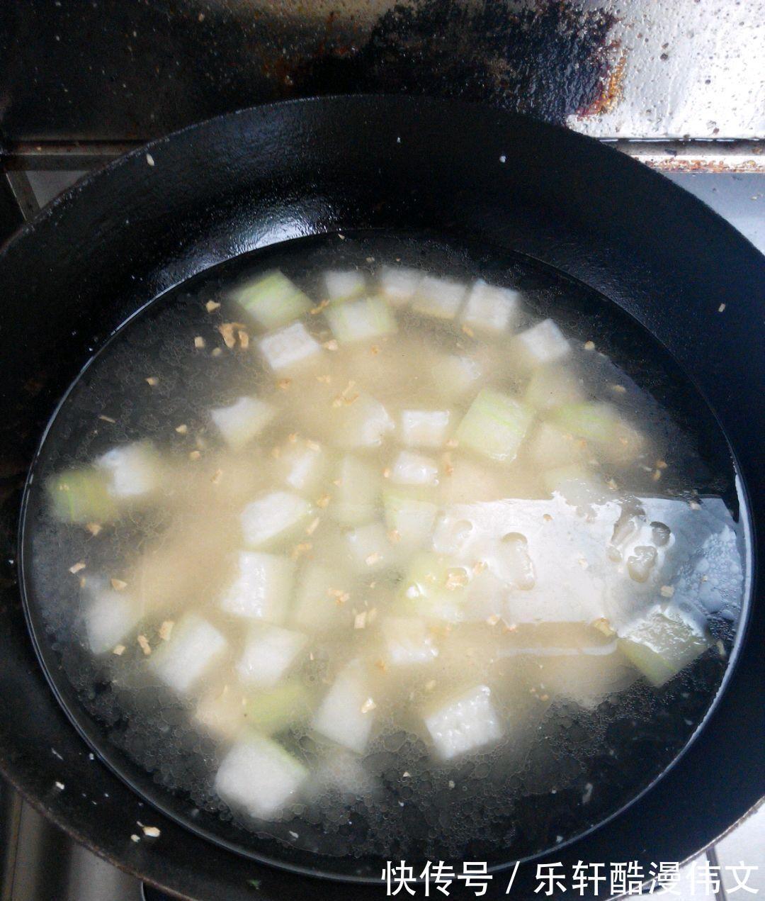 虾皮|豆腐和它是绝配,等于“补钙库”,隔三差五吃,孩子补钙长个头!