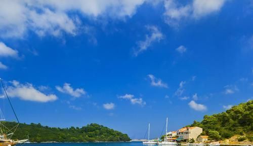 中年|中国一座不起眼的县城，却是越南人的天堂，越南女生为何常常来此