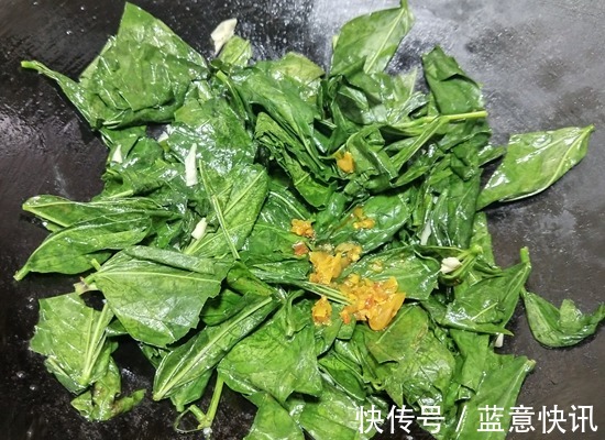 美白|天然褪黑素终被发现,2块钱一把,常吃美白淡斑,像剥了壳的蛋