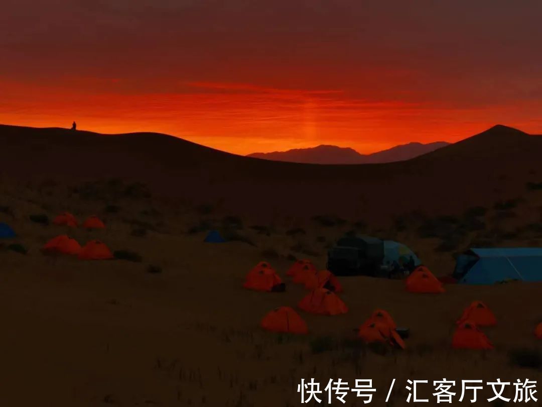 沙漠|除了黄沙漫天,腾格里的沙漠里还能干什么?