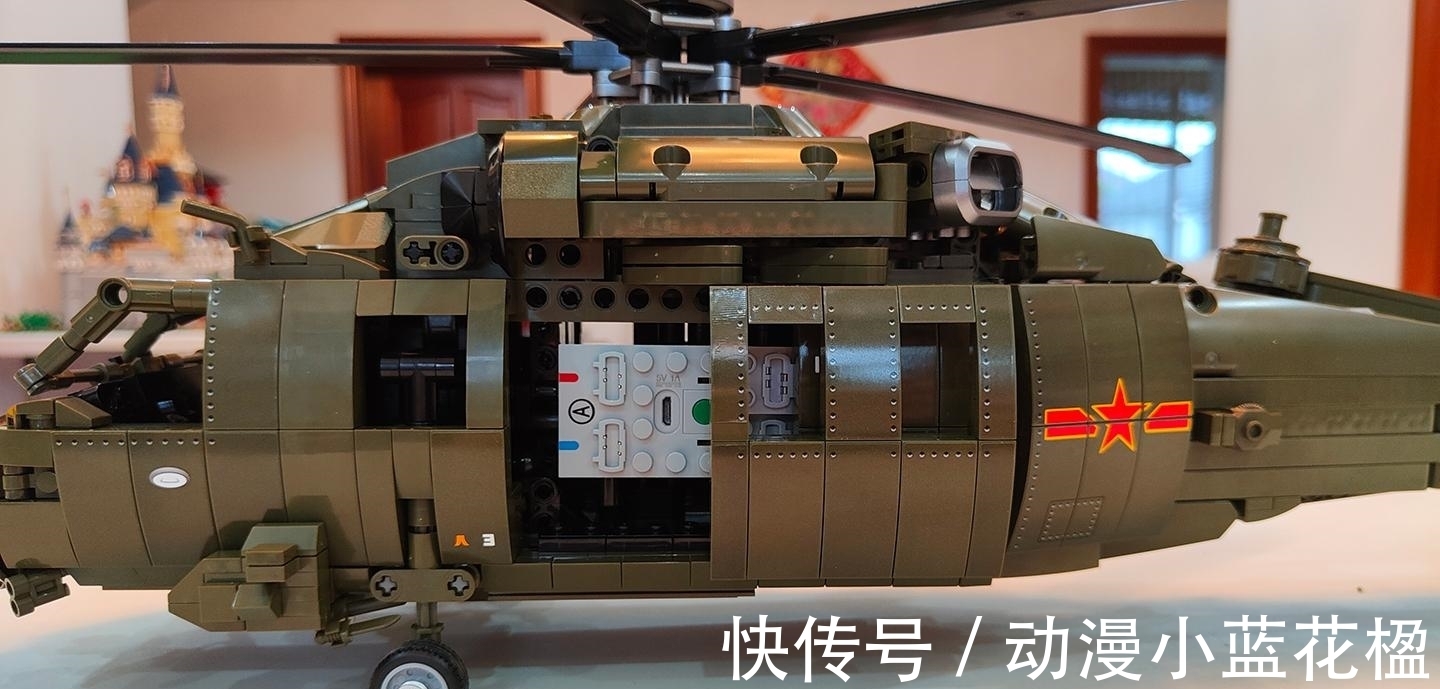 机身|60cm长,1880片零件,这架会动的直-20好不好玩呢