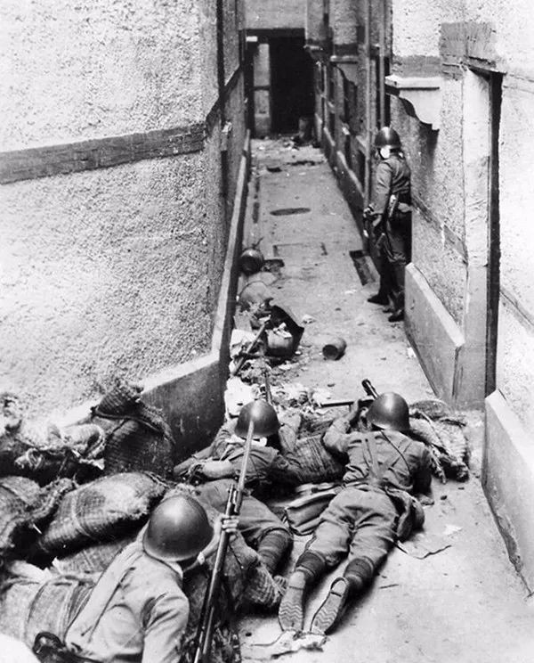 照片|首次公开的抗战照片,看后心情百味杂陈!