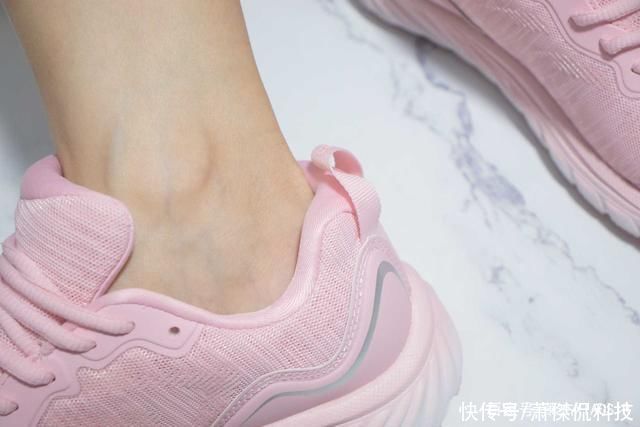 运动|跑者的户外装备，咕咚10K悦弹跑鞋测评