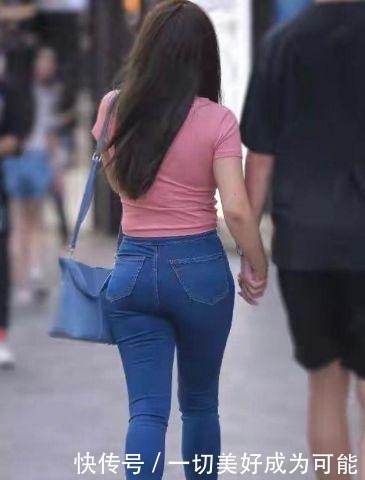 美女|微胖美女穿T恤牛仔,总有别样风情