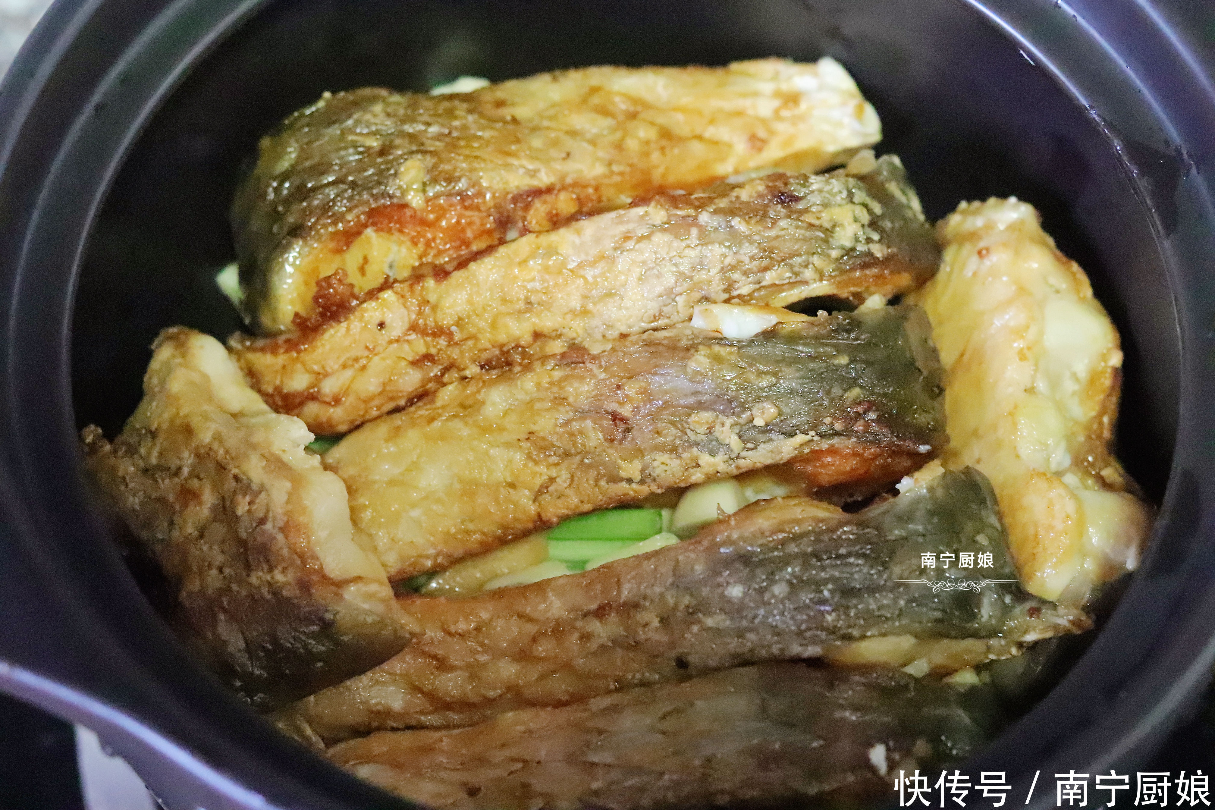 食用油|我家一周要吃7次的鱼肉做法，鲜香嫩滑又入味，吃一次就让人难忘