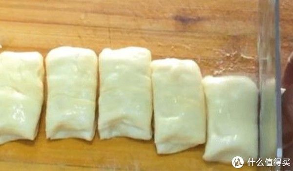 做油条时，不要用酵母发面，只需加点它，油条蓬松又酥脆