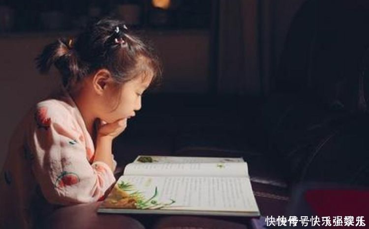 女子|女子沉迷生娃走红,13年连生7个娃,宝妈:不能浪费丈夫好基因