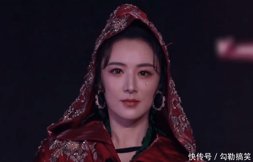 发型|薇娅和二手玫瑰合唱,全程无法认真听歌,都关注梁龙老师的发型了