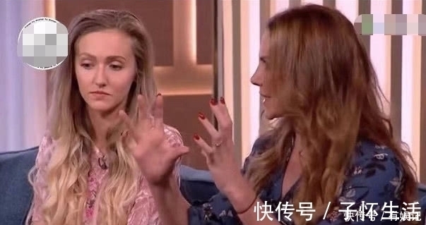 女孩|奇闻:女孩靠早起化妆骗了男友5年,涂脸堪比刷墙,卸妆网友蒙了