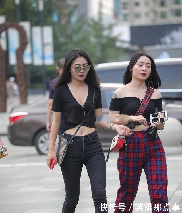 时尚 鲜艳色调的打底裤穿搭,用心搭配才不会平庸,清凉时尚