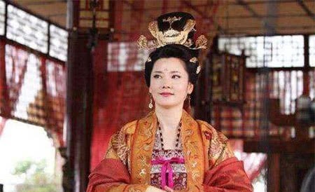 武则天|武则天被推翻后，侄儿武三思为何能免于被杀，并且祸乱朝堂数年？