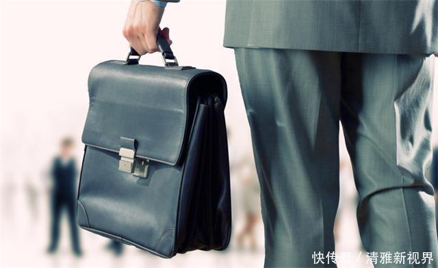 她是70年代的女飞贼,拜和尚为师,轻功绝技惊人,最后结局如何