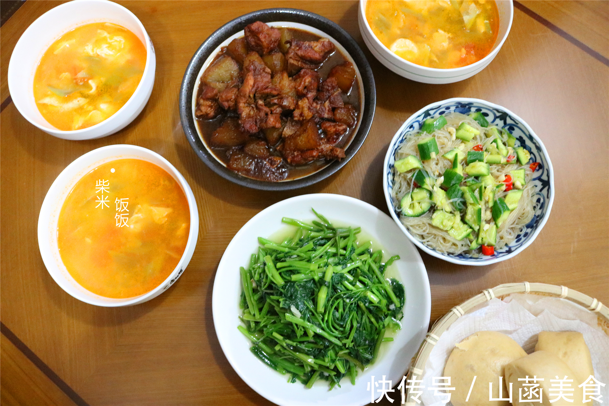 天气这么热,晚餐怎么吃看我家这一桌,3菜1汤,好做好吃