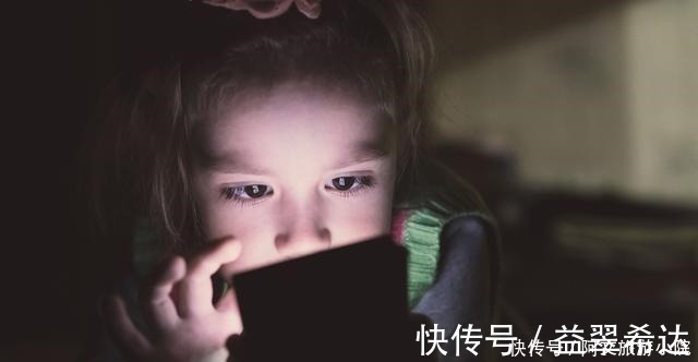 入睡|宝妈强迫孩子午睡,却造成“悲剧”,午睡时间过长可能会影响智商