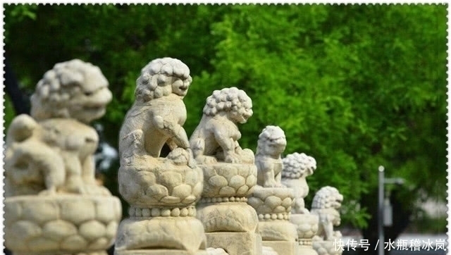奕纬|故宫桥上有34个石狮子，为何第4个石狮要盖红布，背后有何秘密