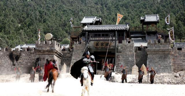 祝彪|翻遍水浒她只有2句话，扈三娘入伙梁山，其实是个普通女人的悲哀