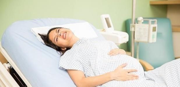 喜欢趴着睡|孕妇若这样“睡觉”,可能容易引起胎儿“缺氧”,尽量改正