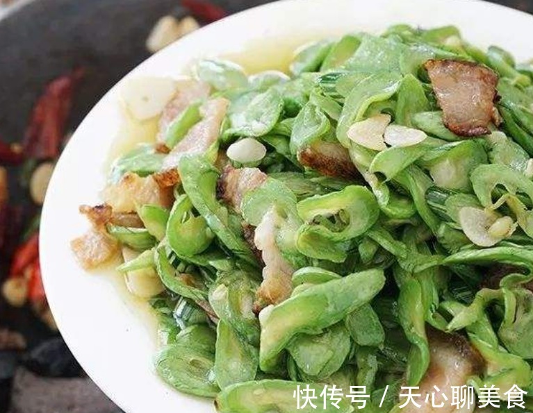 蛇瓜|多给孩子吃此菜,三天炒一次,孩子越来越聪明,个头也蹭蹭长!