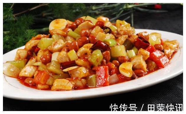 花生焖猪手|美食推荐宫保鸡丁、花生焖猪手、青椒油豆腐、口蘑卷心菜的做法