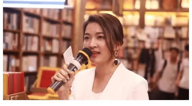 李靜雯|廣東電視臺節(jié)目主持人馬粵慧的美麗人生，從青澀少女到魅力女神