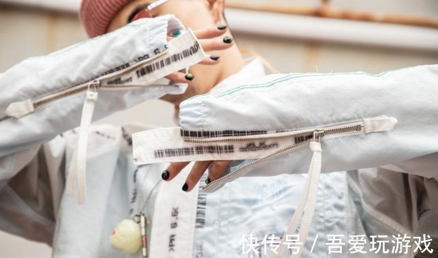 asic 用废弃安全气囊做鞋,都能炒到 2 万元!