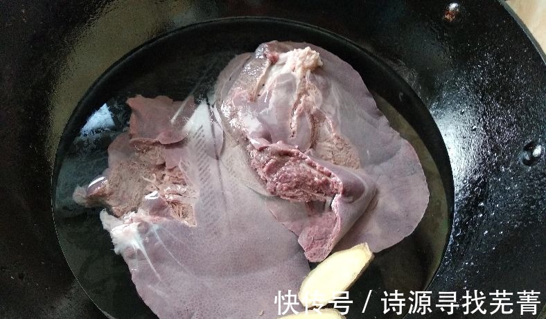 三伏天，喝酒配什么菜好这10道下酒菜有荤有素，啤酒白酒都配！