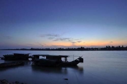 宿建德江#孟浩然最失意的时候,却写出人生最经典的诗,短短4句惊艳了岁月