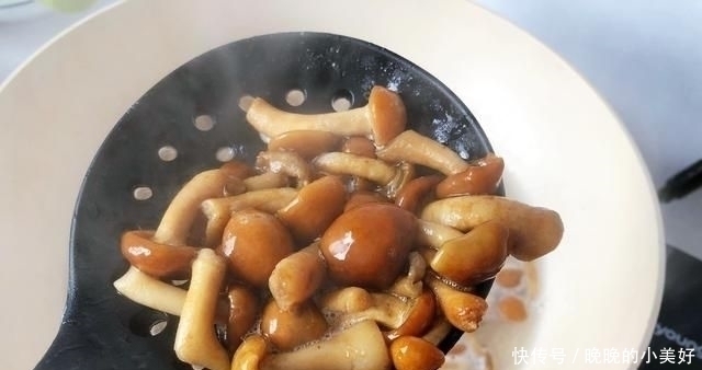 排便|便秘最怕这食材,花5分钟拌一拌,每天吃一碗,清肠排毒,助排便