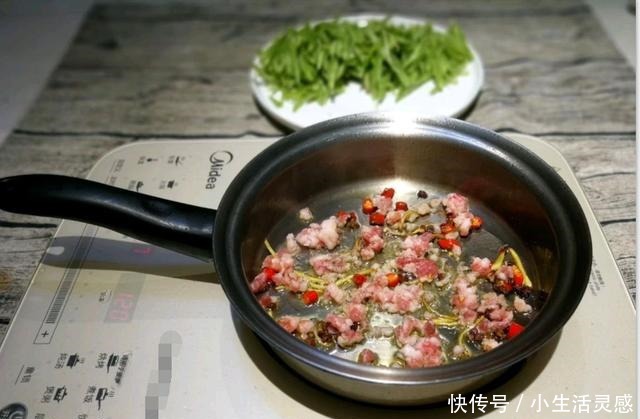 营养|夏天吃它正是时候,一次买5斤,营养比20个鸡蛋还高