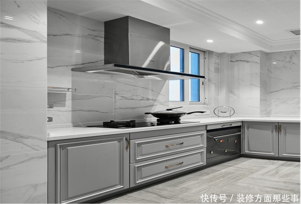 二居室|83平混搭风二居室,来了一次室内的踏春之旅