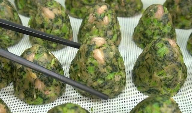 秋天，吃红薯南瓜不如吃它，维C是萝卜的3倍，上锅一蒸清淡又营养