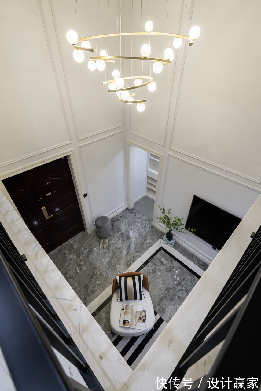 自由地带|200㎡法式叠拼,庄重浪漫有格调,叫人爱得不行