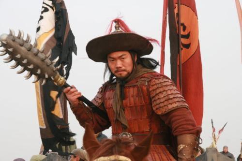 林冲！水浒108将武力如何顶尖高手只有8人，大部分都是混吃等死