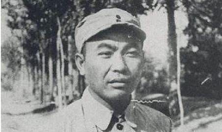 此人|此人当了三年团政委,两年旅政委,刚升任师长不幸遇难,罗荣桓潸然泪下