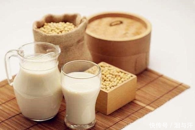 健康|黄豆与它一起煮，气血足了、肾变强了，三高降了，肝也越来越健康