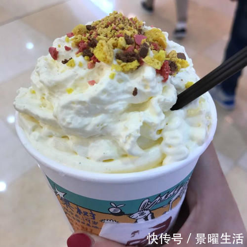 雪酪|奶油顶为什么这么火爆？奶油顶可以替代奶盖吗？