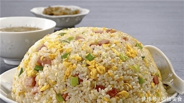 蛋炒饭,先炒蛋还是先炒饭?大厨:很多人开始就错了,怪不得不香