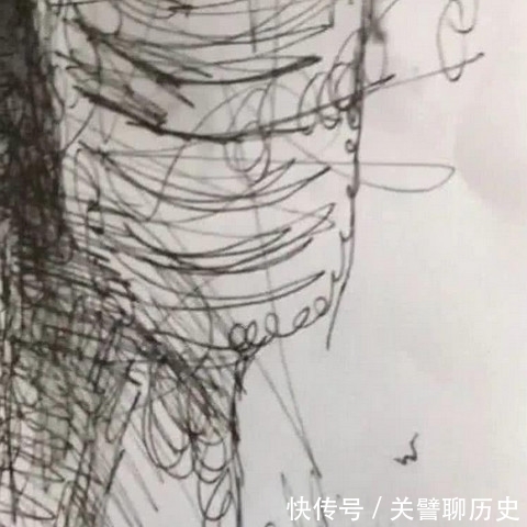 有喜感$美术生在纸上乱涂,笔都没油了还坚持,结局莫名的喜感