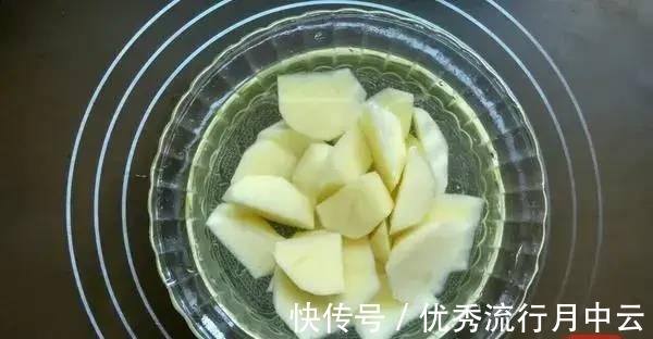 夏天|这菜不起眼却是公认长寿菜！营养高降压控血糖，夏天吃它胜补药！