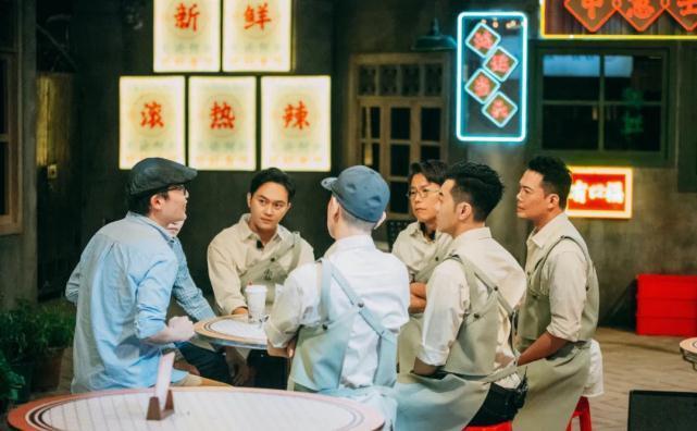 第一期就这么好笑，《大湾仔的夜》也太让人上头了吧？