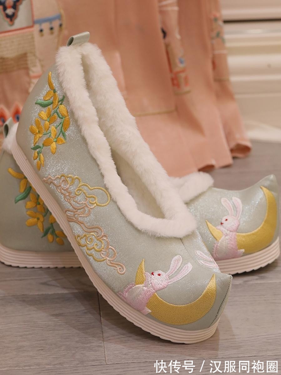 雪地靴 堪比四大爷送给嬛嬛的汉服鞋子,我最喜欢最后一双!!!