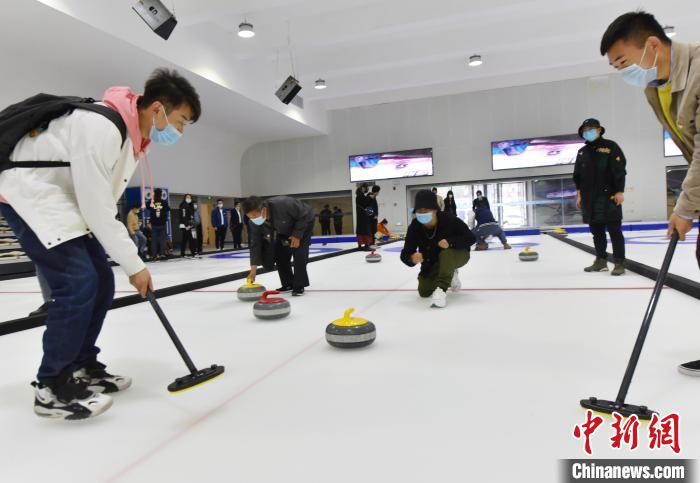 西宁市|冬季冰雪娱乐成青海元旦假期居民消费新热潮