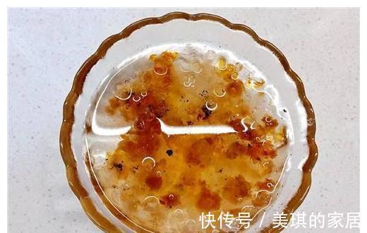 毛孔|皮肤暗沉蜡黄?补胶原蛋白很重要,常吃它,皮肤白皙紧致,毛孔小