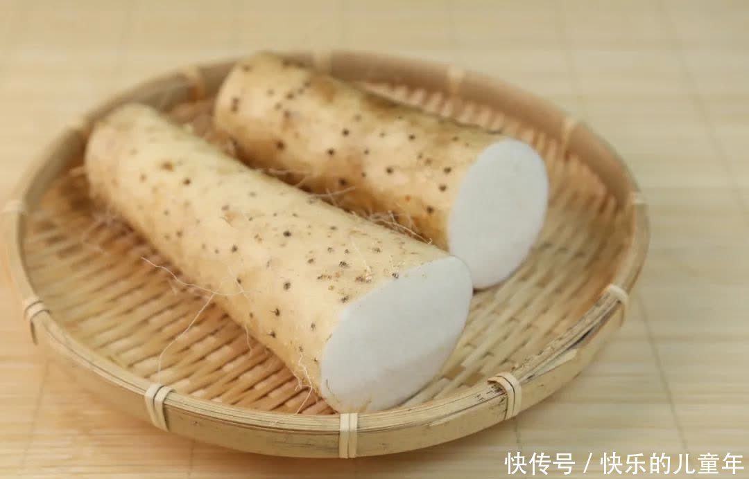 睡前顺手做1件事,养肾助眠比泡脚还管用!简单几分钟全身都受益