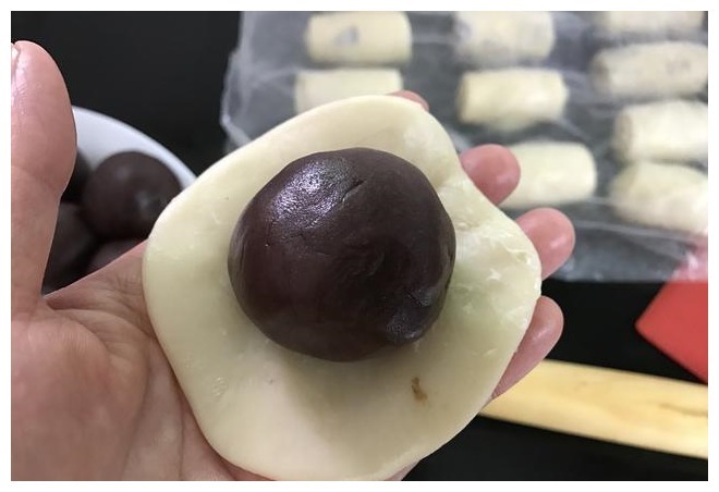 过年送礼用它倍有面儿,层多馅香,酥到掉渣,2分钟教你做