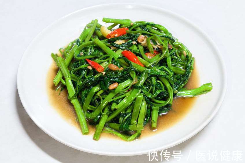 亚硝酸盐|这4个饮食习惯,不及时改正的话,可能会造成胃部受伤,需了解