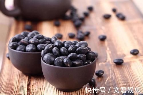 黑豆|5种食物是“天然钙片”,敞开吃,或能增强骨量!你是否爱吃?