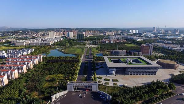 河南科技大学在艾瑞深中国校友会网2021中国大学排名再创新高