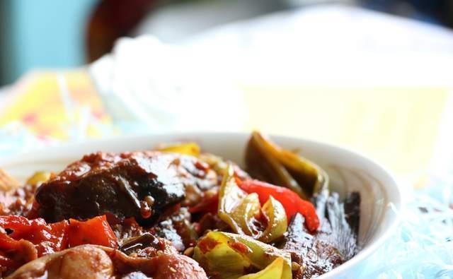 适量|比炖茄子还好吃的鲶鱼做法,香辣可口蒜香浓郁,能撑死两个老爷子