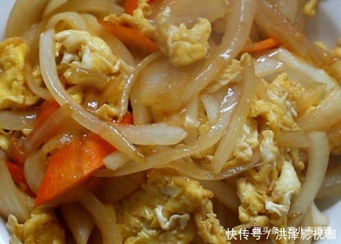  上桌|吃腻了大鱼大肉，就做到特别家常的素菜，3分钟就上桌越吃越香